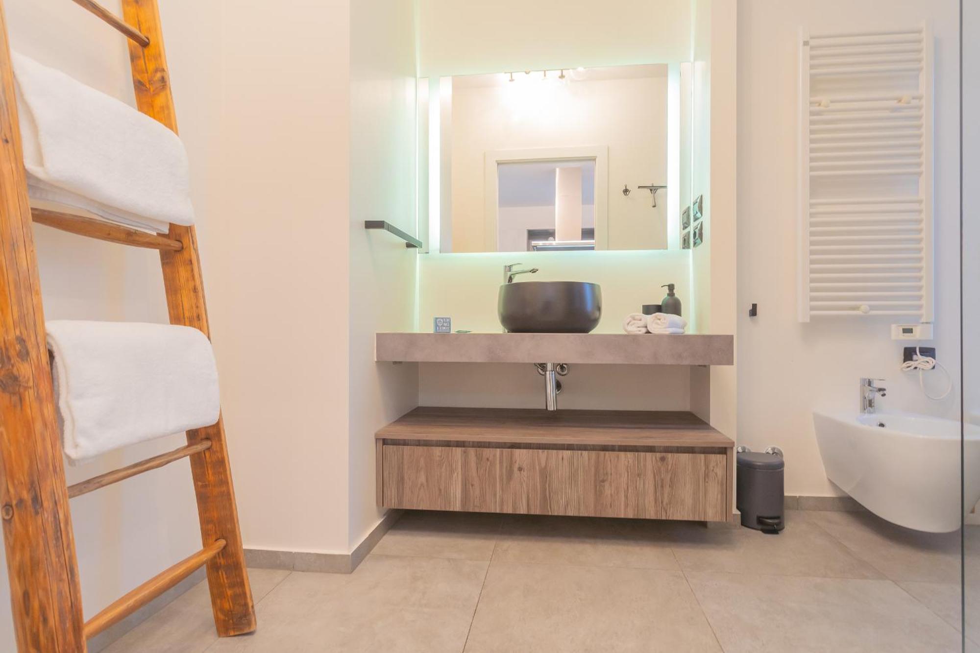 Enchanted Como Lake - City Apartment By Rent All كومو المظهر الخارجي الصورة